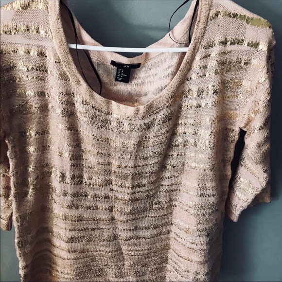 H&M pink gold sweater - Picture 2 of 7